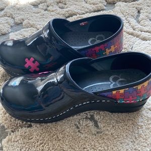 Sanita clogs autism size 39